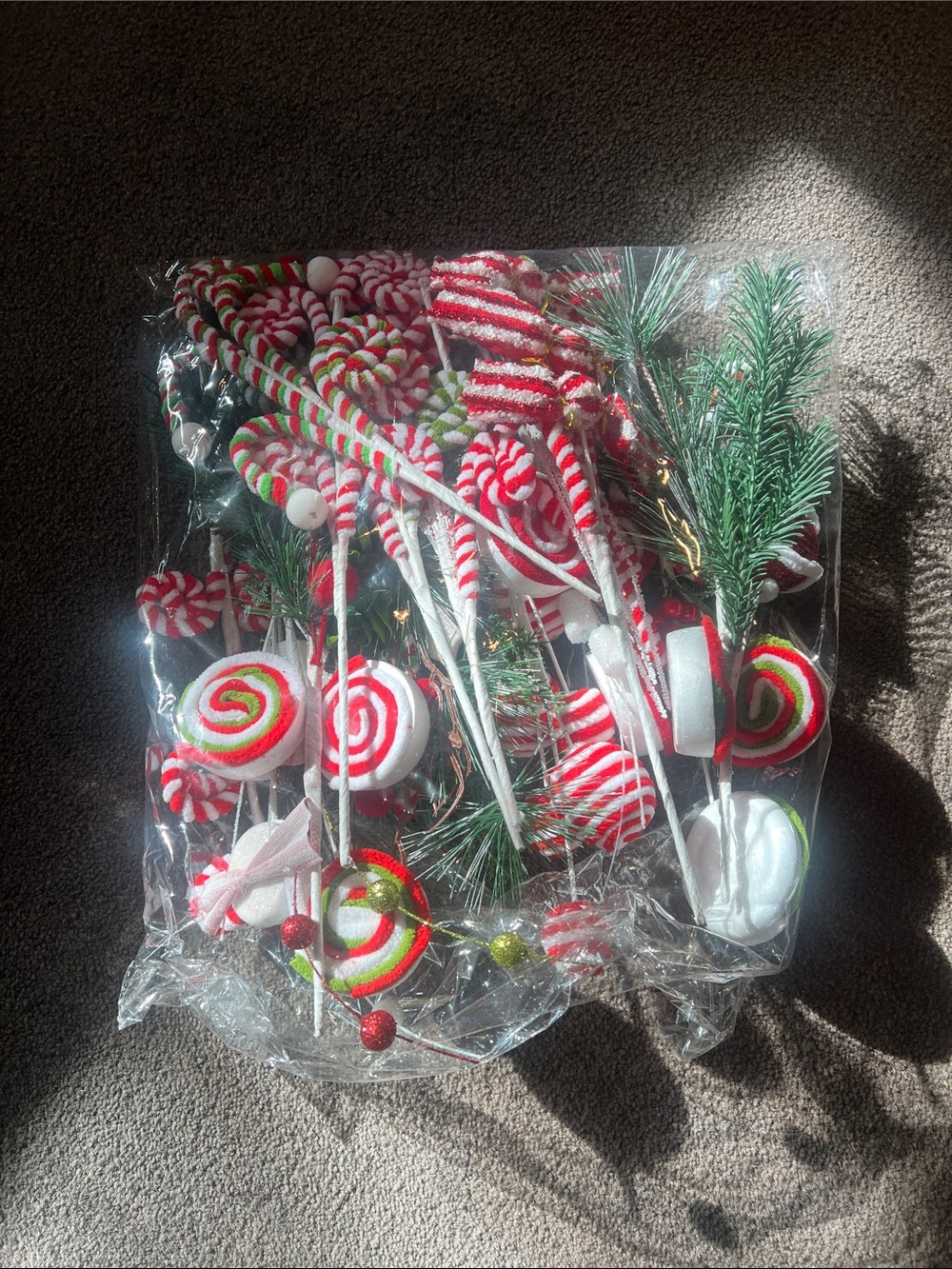 Holiday Candy-Themed Pick Set in Red, White & Green